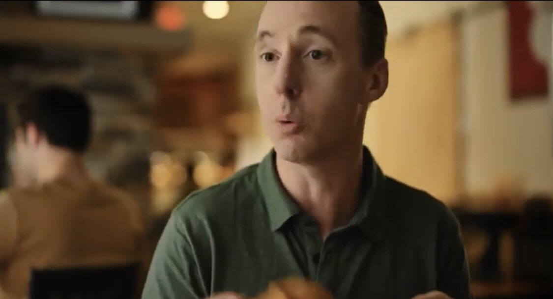 ratemyskyperoom's tweet photo. Room Rater Pet Peeve. The @goldencorral ad where dad says favorite kid is the boy, not the girl. It’s not the least bit funny. It’s abhorrent. @goldencorral should be ashamed. https://t.co/5b37i9Jmky