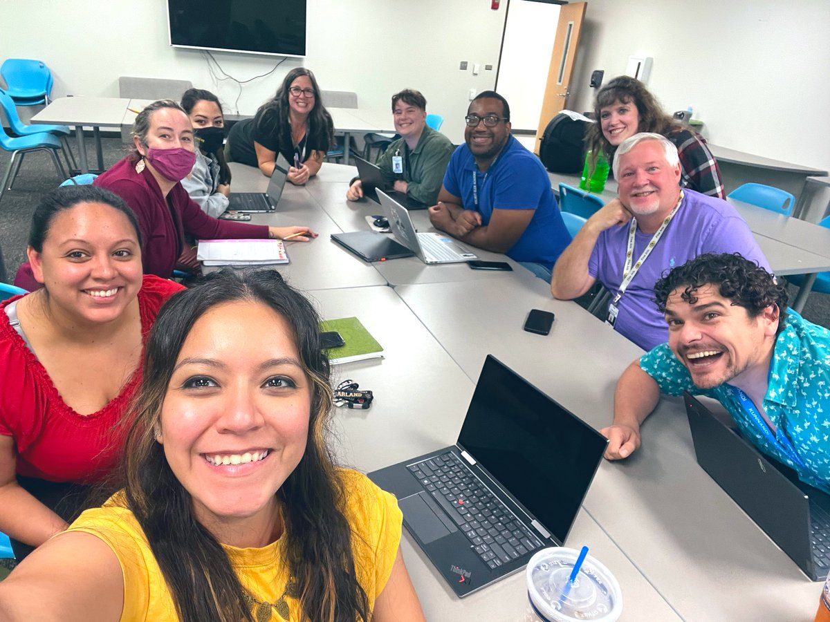 Having a successful Fine Arts Orchestra Meeting with a wonderful team. #TheGISDEffect
#BeTheLight <a href="/GISDArts/">GISD Fine Arts</a>