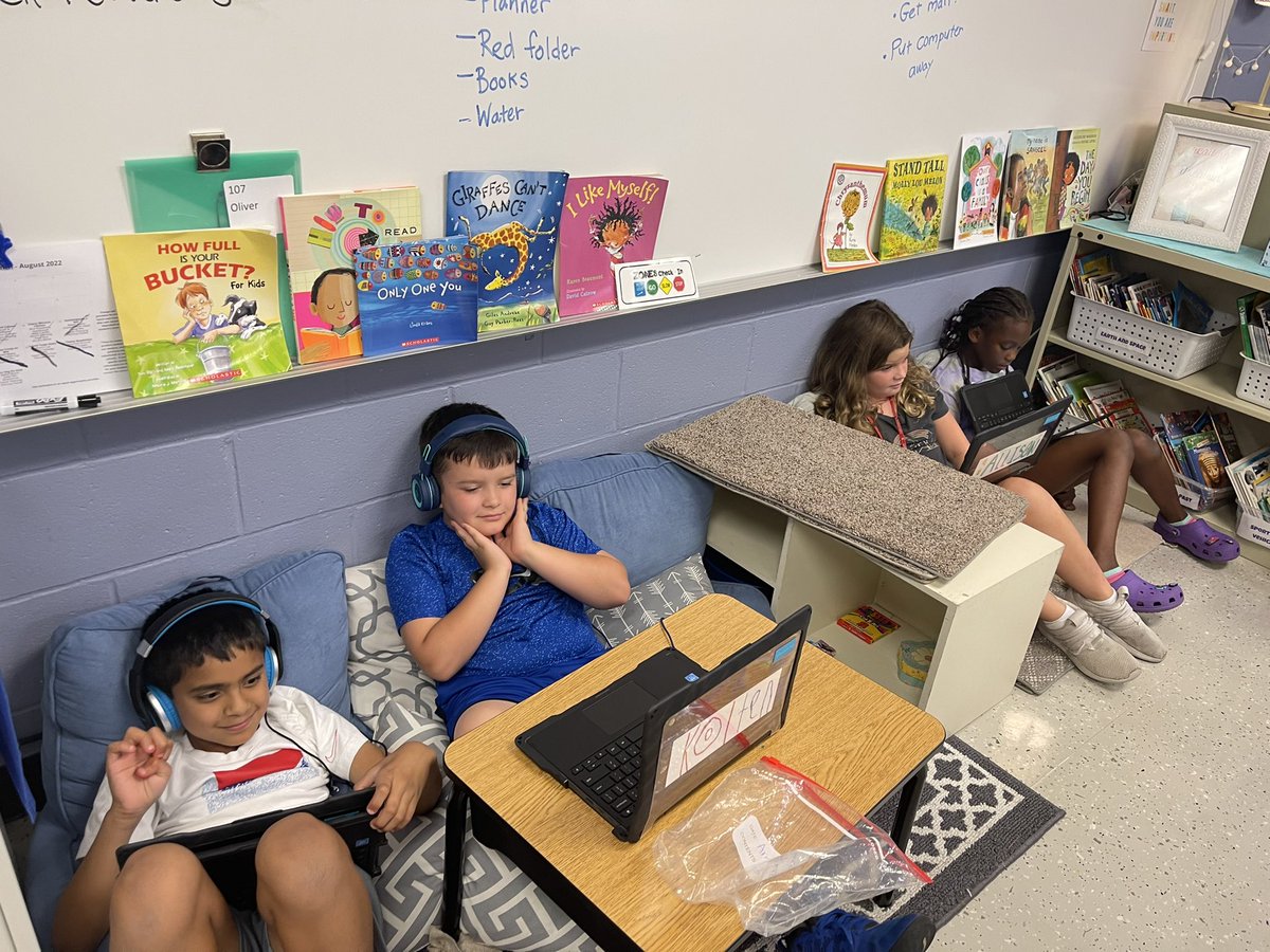 cheetahstweet's tweet photo. WOW! Look at the engagement of these 3rd graders in @MrsOliver27's class! 🤩 They are loving checking out books on Epic!  #cheetahpride #WEareLakota https://t.co/MR58qnzEcx