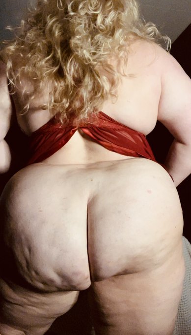 ❣️New photos on my OF  Don&rsquo;t miss out or do. Idc.   New premium snap announcement coming soon. Xoxo❣️