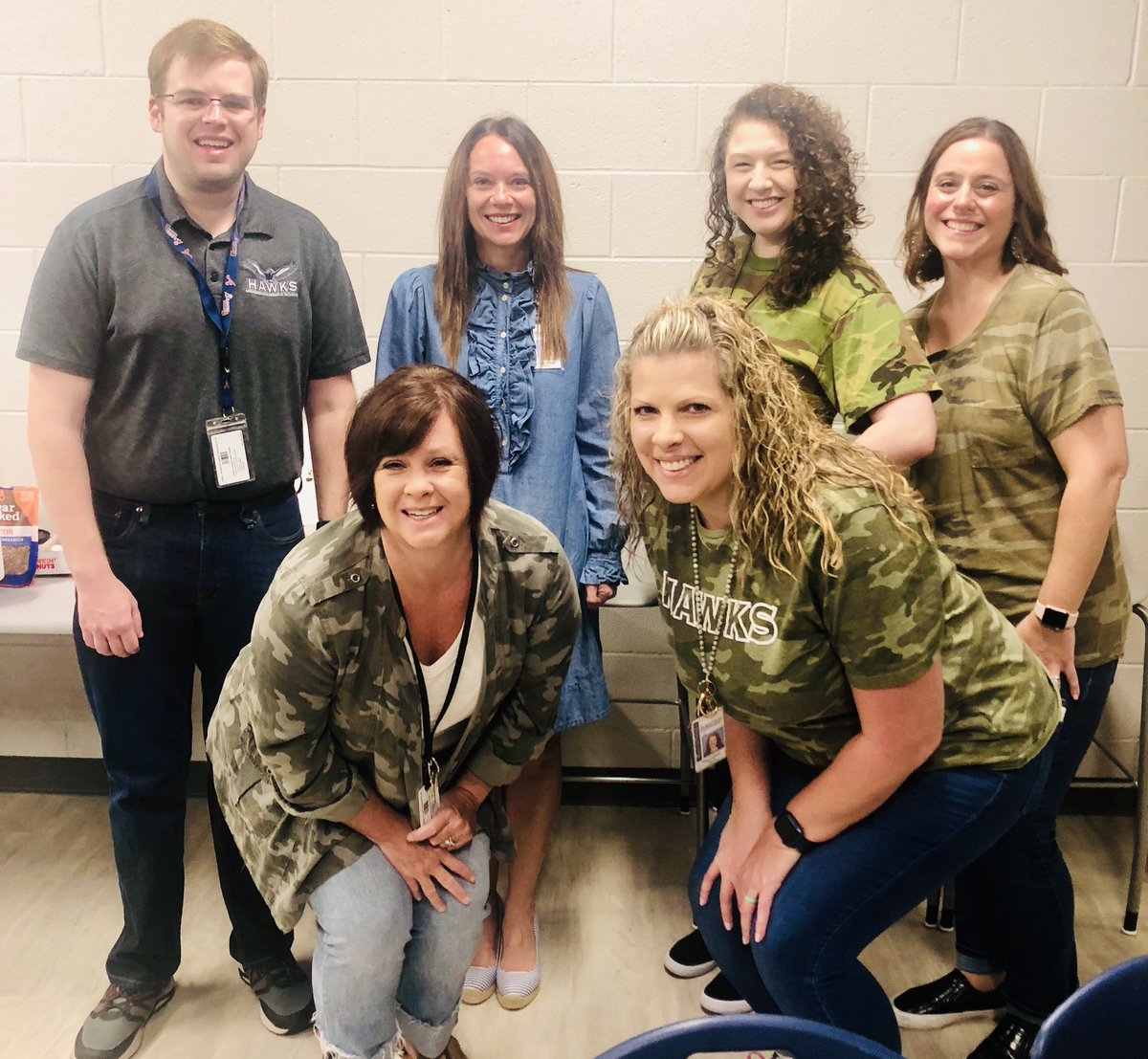 PenniArner1's tweet photo. Part of our amazing NEO Induction Team! We provided breakfast and enjoyed great discussions on topics our new teachers requested. @stacylemons @MicheleADugan @criddle62 @MrMino27 https://t.co/NHGQ0pKcZP