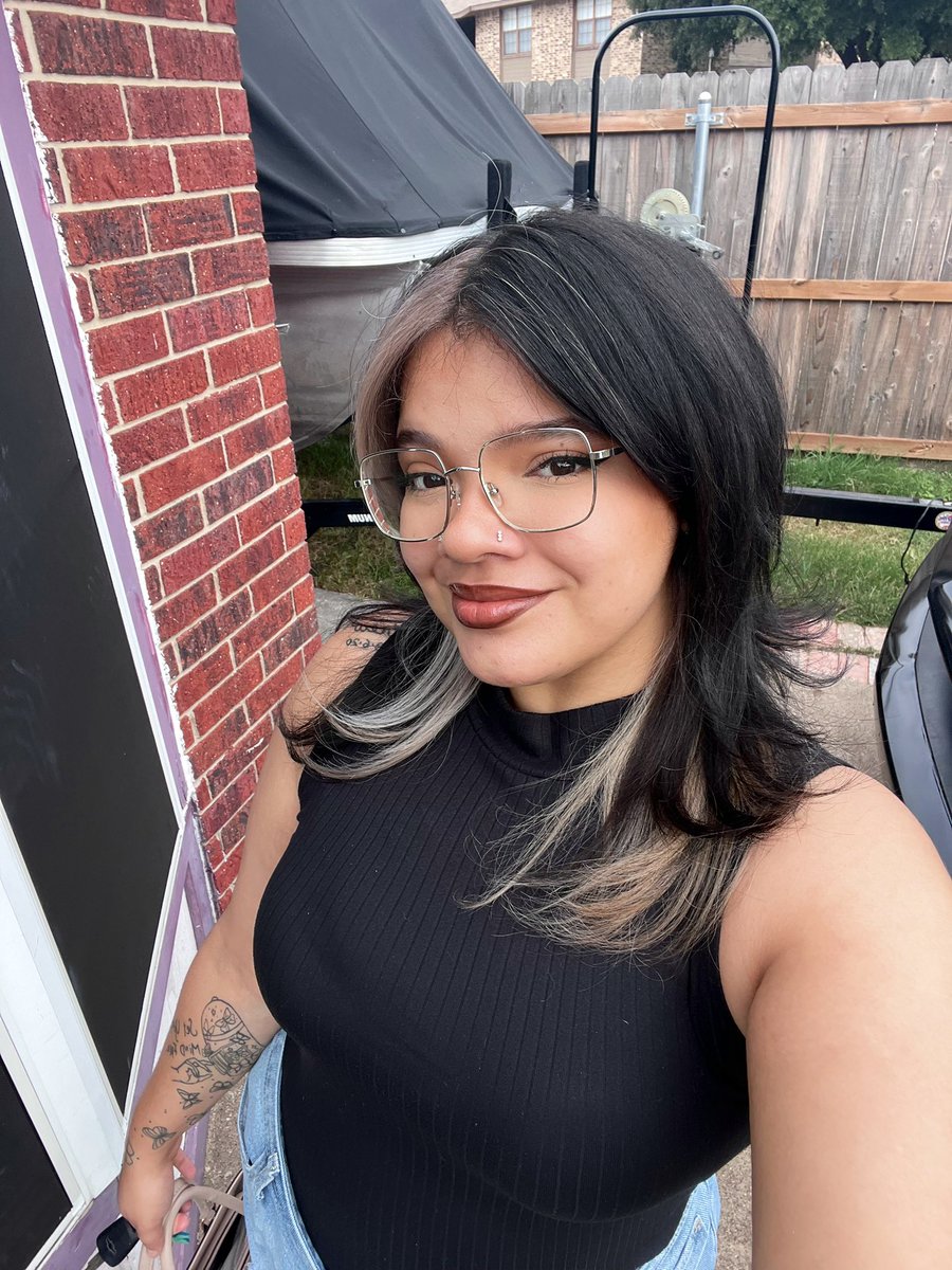 Ksalazar2020's tweet photo. 🖤🤍 https://t.co/r4onBf2nrg