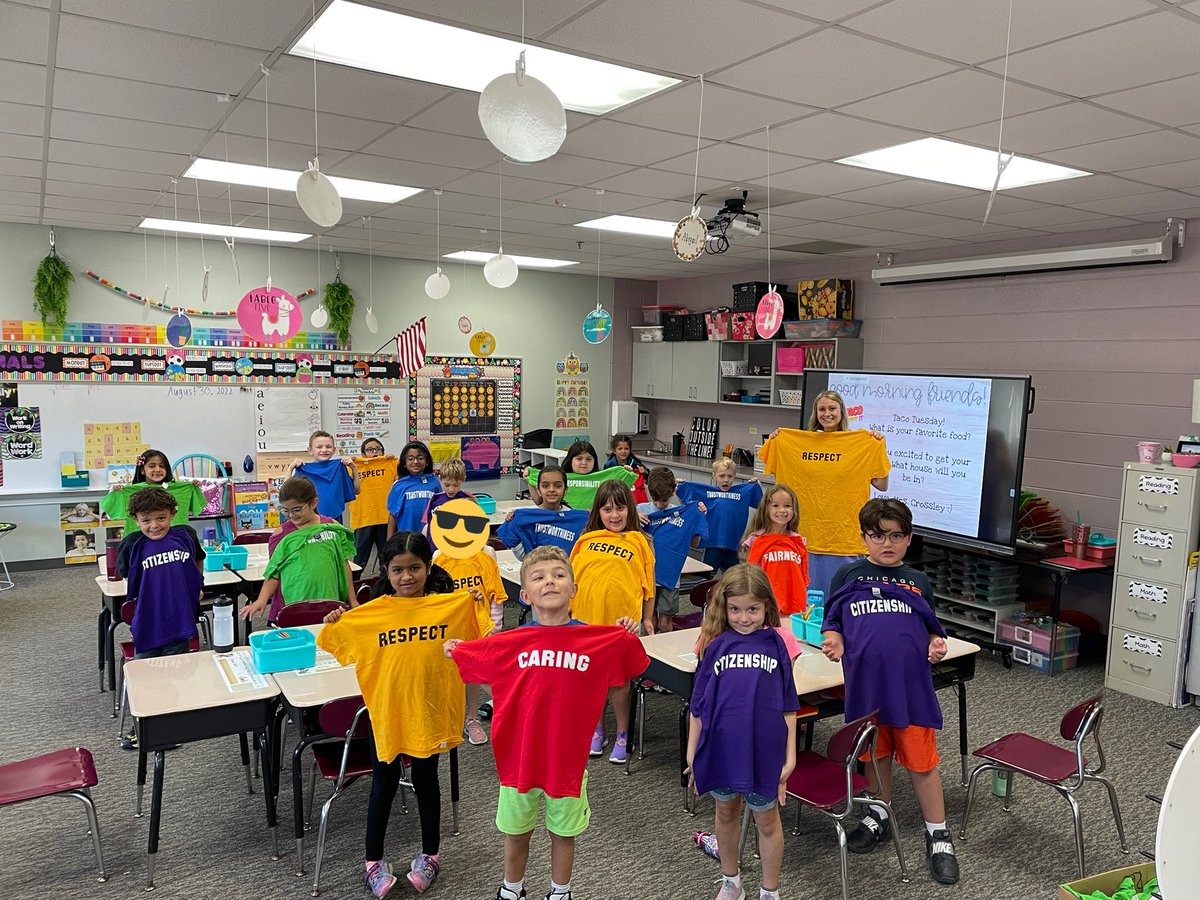 We are super excited to have our pillar house! ❤️🧡💛💚💙💜