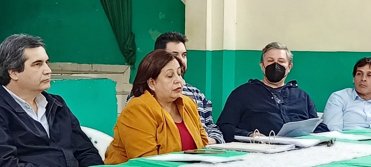 concertacionpy's tweet photo. #Ahora en la reunión política de la Conducción Nacional (Mesa de Presidente) se elige a la Presidenta de la Concertación Nacional 2023 a Esperanza Martínez que va dirigir por dos meses la Conducción de la Concertación. El Secretario General es elegido el Dr Guillermo Ferreiro. https://t.co/VtUlAbcSAv