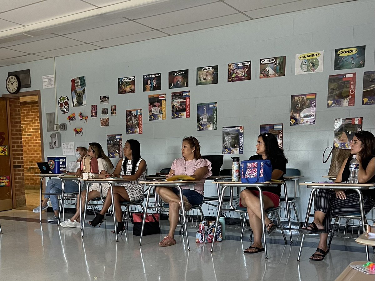 MrsJ_Ferrara's tweet photo. Spent some time unpacking #vunerability @ today’s World Language meeting. Starting the practice of daily #gratitude w/ our new journals. Thank you for being in the #Arena with me this year! @BreneBrown @dmurph88 @rebecca_bilski @tmccarthy5210 @JWieckhorst94 https://t.co/AyZnZsbR7d