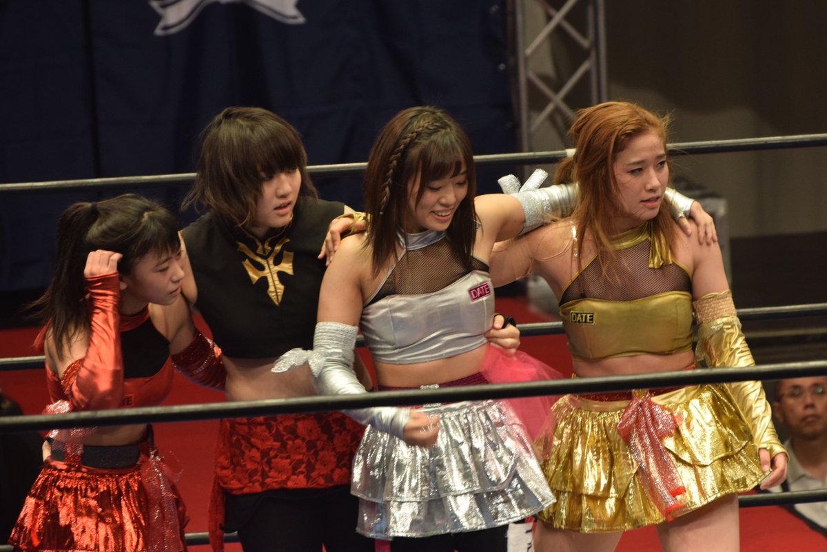 K1FazrKEeTfVCcR's tweet photo. #TEAMDATE #iceribbon 4年前くらいにアイスリボンで活躍したチームデートの4選手(姉妹だったっけ?)今なら凄い人気出そうだ。 https://t.co/N5HjkQQyRu
