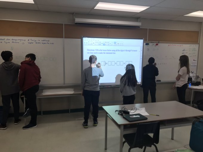 ShauneBeatty's tweet photo. Had the pleasure of participating in one of our @GSSD204 teacher share sessions on her work &amp; experiences with @pgliljedahl &amp; his #ThinkingClassrooms. Good stuff! "If we want our students to think, we need to give them something to think about." #EngageStudents #EffectivePractice https://t.co/DaVuH2yjiN