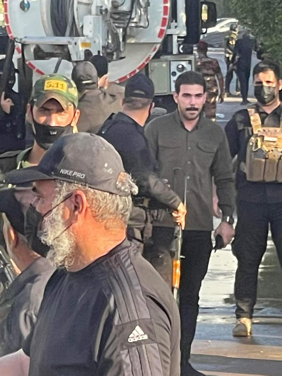 NabPow's tweet photo. #يرجى_التعميم⚠️
اخوتي هاؤلاء الاشخاص الذي اقتادونا الى مكان مجهول معصوبين الاعيون لولا الفرقه الخاصه خلصتنه 
ولحد الان جاي يفترون علينا بس الاتحاديه والحرس الوطني ما جاي ينطونه الهم  اخوتي اخاف يصير شي اذوله السبب *هاي البارحة
منقول #جيش_المهدي #ابن_الزنا https://t.co/wJ2N3JqgCU