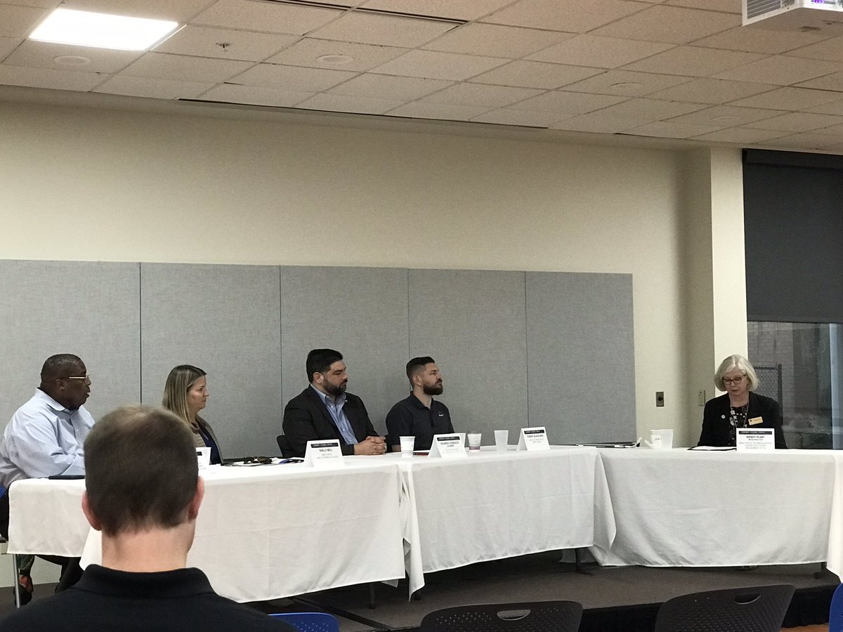eranderee's tweet photo. Talking jobs, mentorship, and local initiatives with @LaunchTally @DomiStationTLH @FSUCCI #leoncountypubliclibrary @gonzalezloumiet #keeptalenthere #tlh https://t.co/8t8hHPsS3U