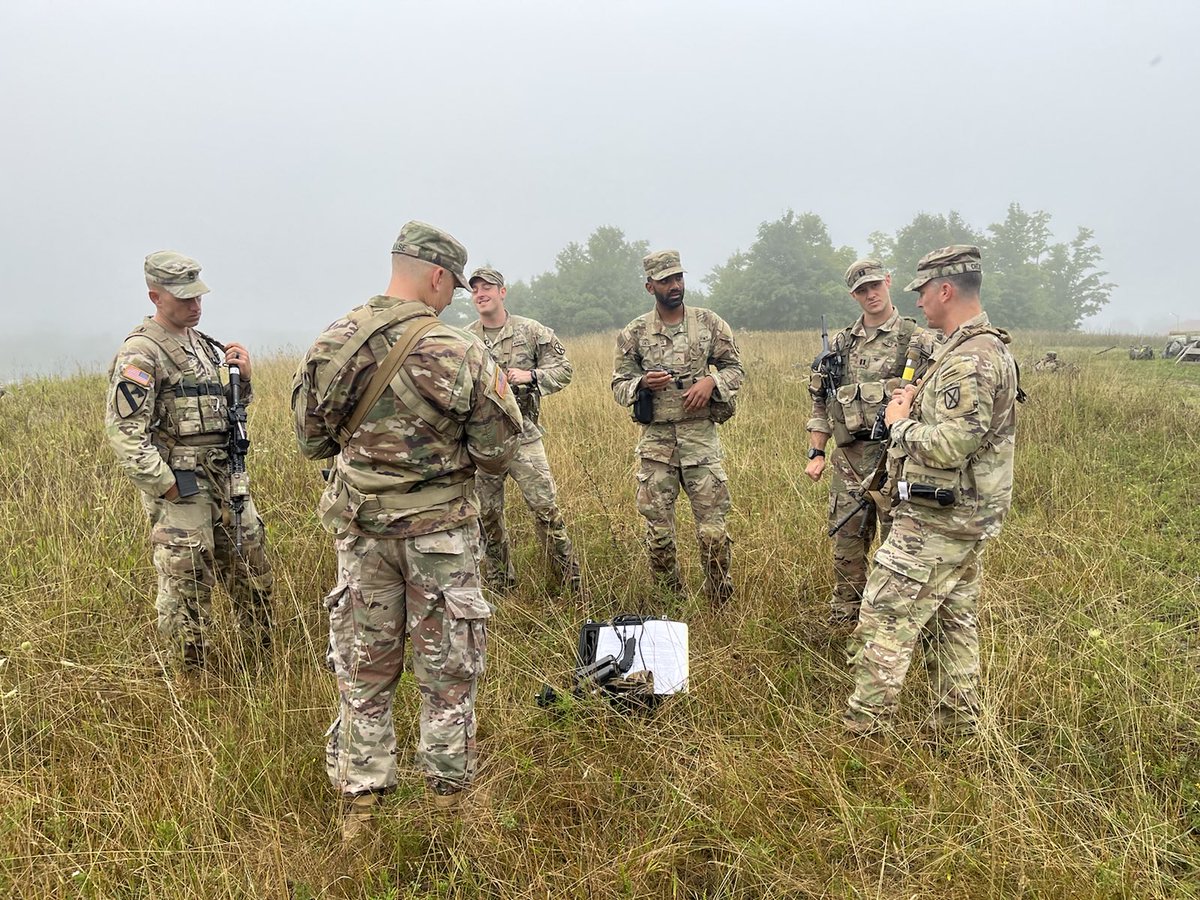 2_14Infantry's tweet photo. Barbarian Company got after some recent #missionThursday by employing the SBS #skilledcompetency after a tactical ruck with Dragon 6! #ROTL #courageandhonor #ClimbToGlory #MountainTough #commandochallenge https://t.co/nUFSSpVFyO