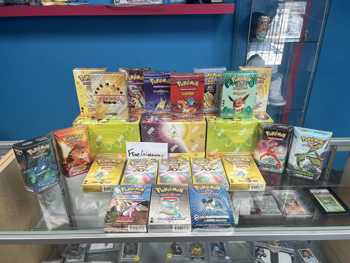 RogerCaneda's tweet image. $150,000 deal closed for @WorldCardTrader today! It was a pretty good day. 👐🚀

This weekend you can win all this only on @Whatnot ! 

#Pokemon #PokemonShop #PokemonCollections #Vintage #Themedecks #PokemonCards #TCG #PokemonTCG