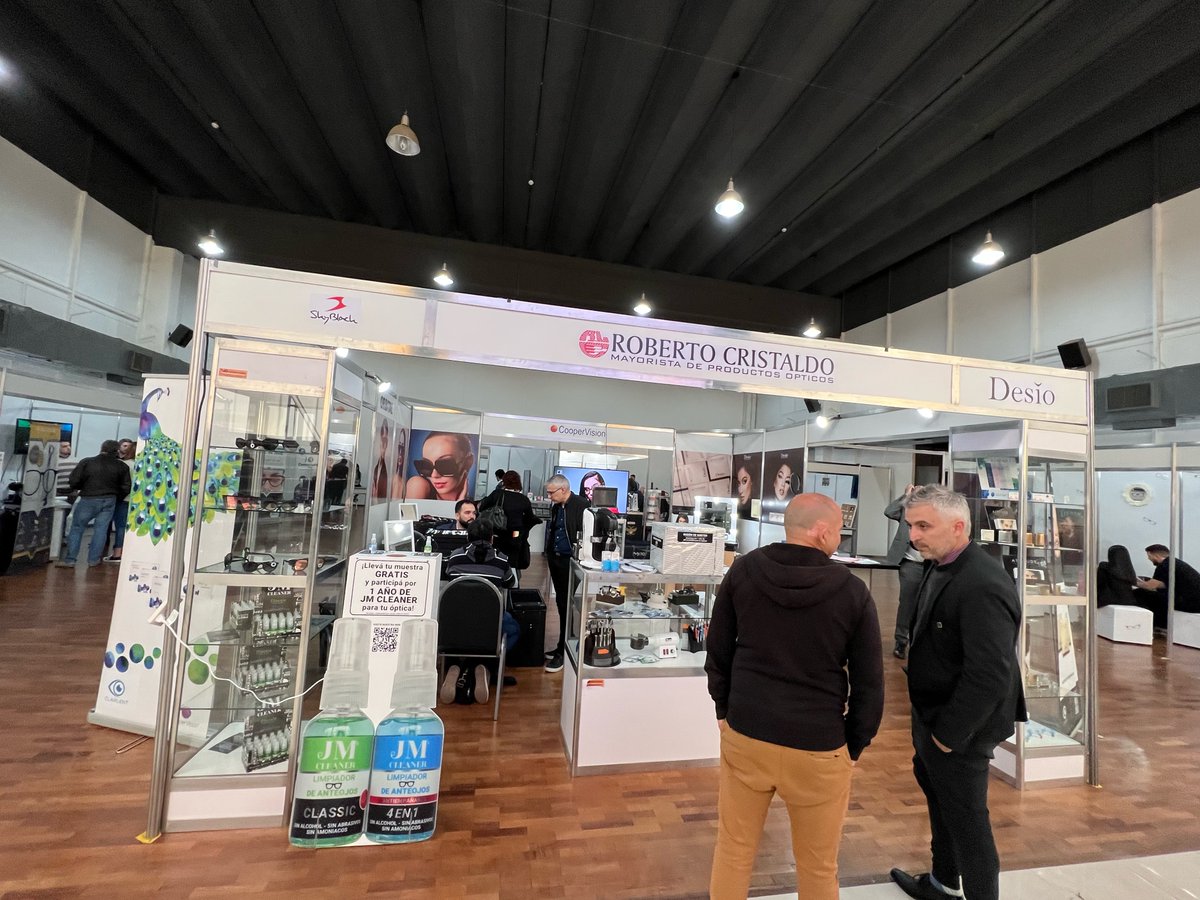 CleanerJm's tweet image. JM CLEANER participó en la EXPO OPTICA LA DOCTA y compartió un espacio junto a su distribuidor Roberto L. Cristaldo y a nuestros clientes en un fin de semana increíble ❗ 🎉
También se realizaron sorteos con premios de hasta un año de "JM Cleaner para tu óptica".