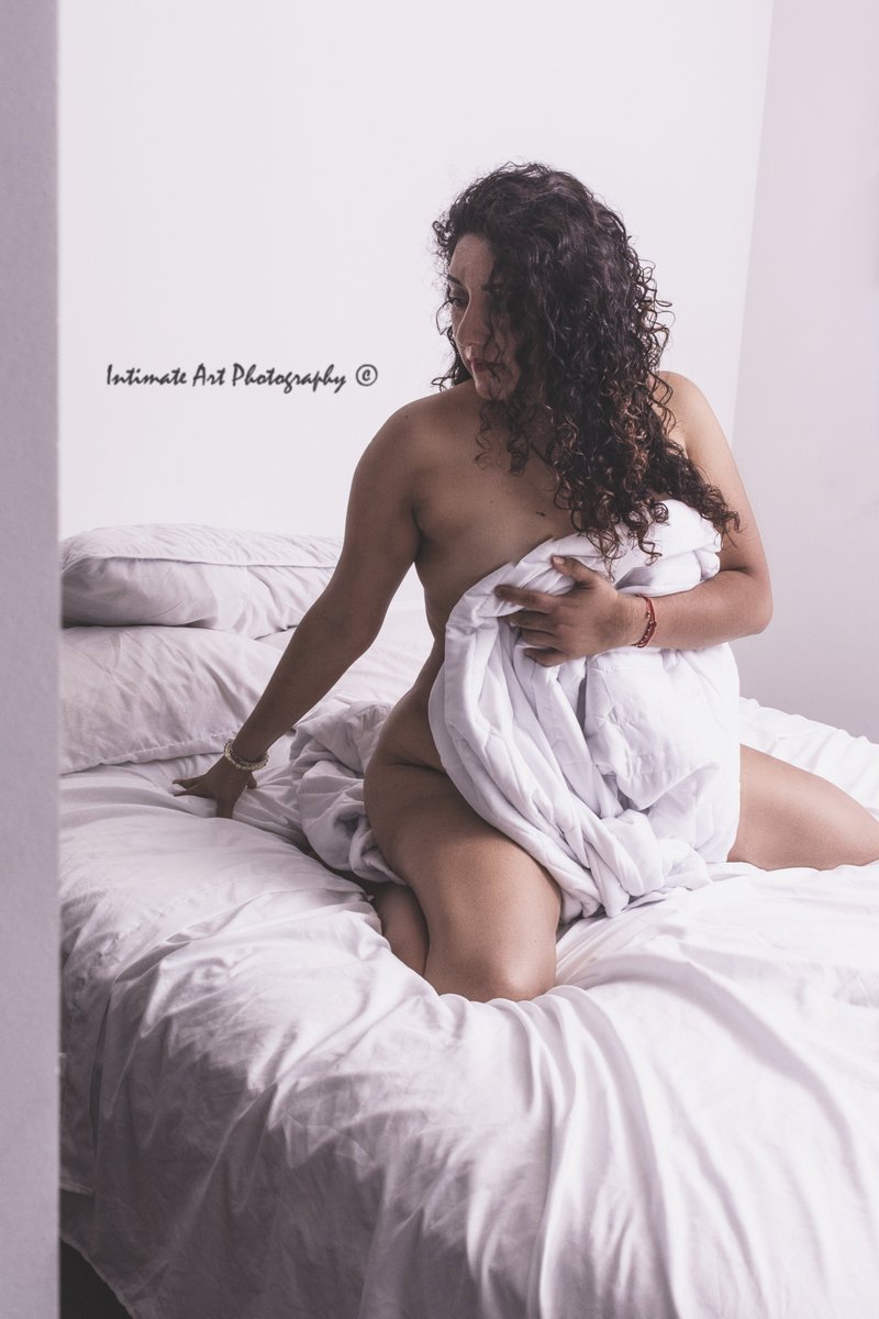 Intimate Art Photography Studio tweet media