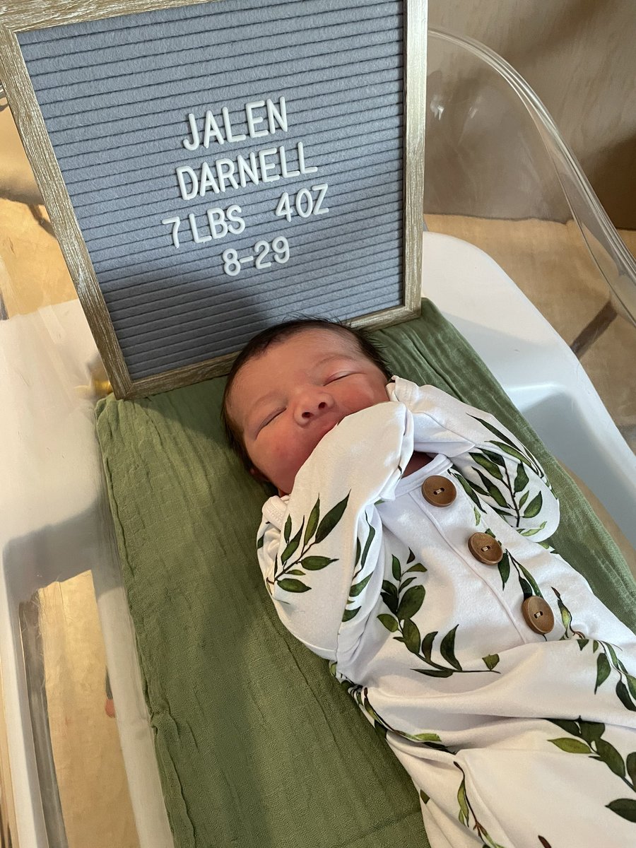 Samantha Parker tweet media