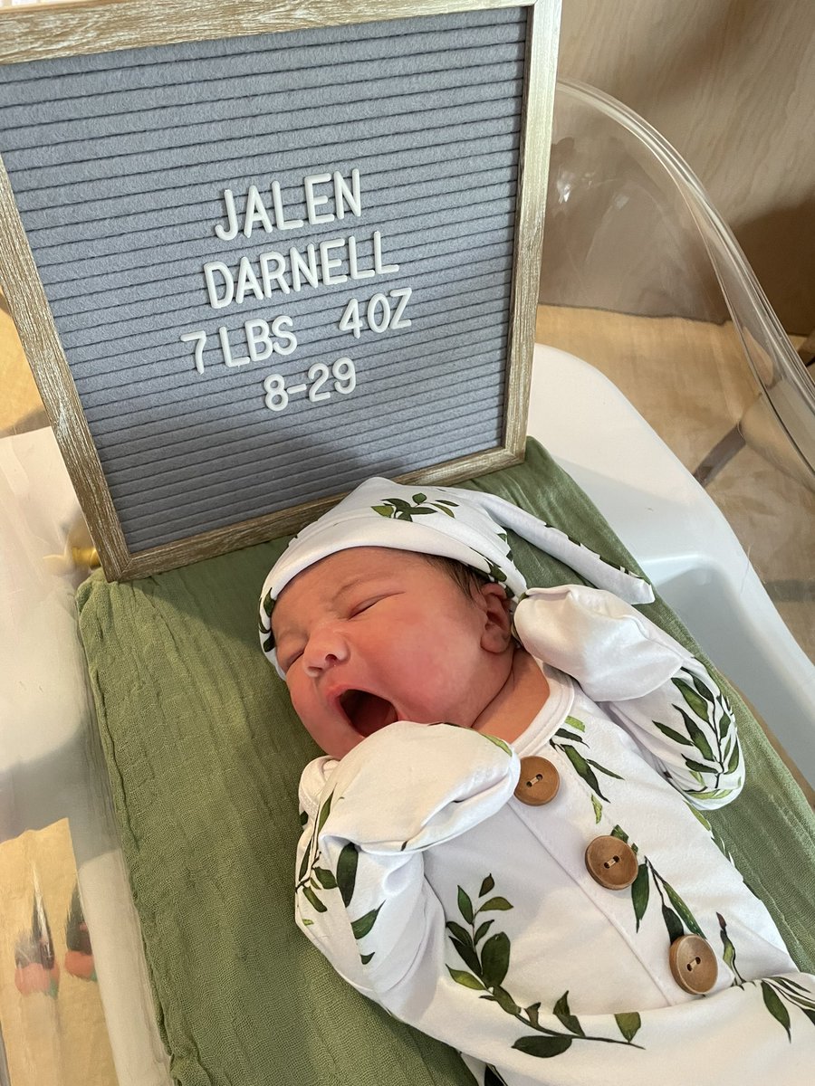 Samantha Parker tweet media