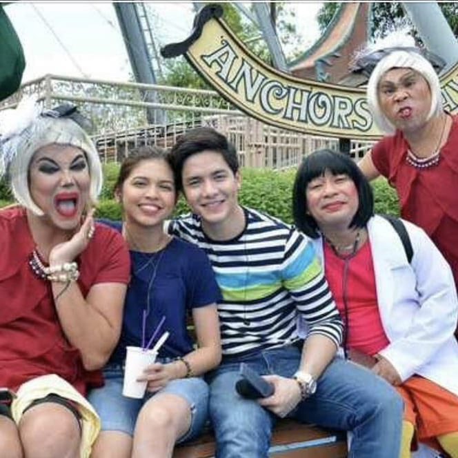 officialaldub16's tweet photo. It's #WednesdayGroup Day

#ALDUBatADNAdaptable 
@mainedcm 
@aldenrichards02 https://t.co/Yl6CYSLCNy