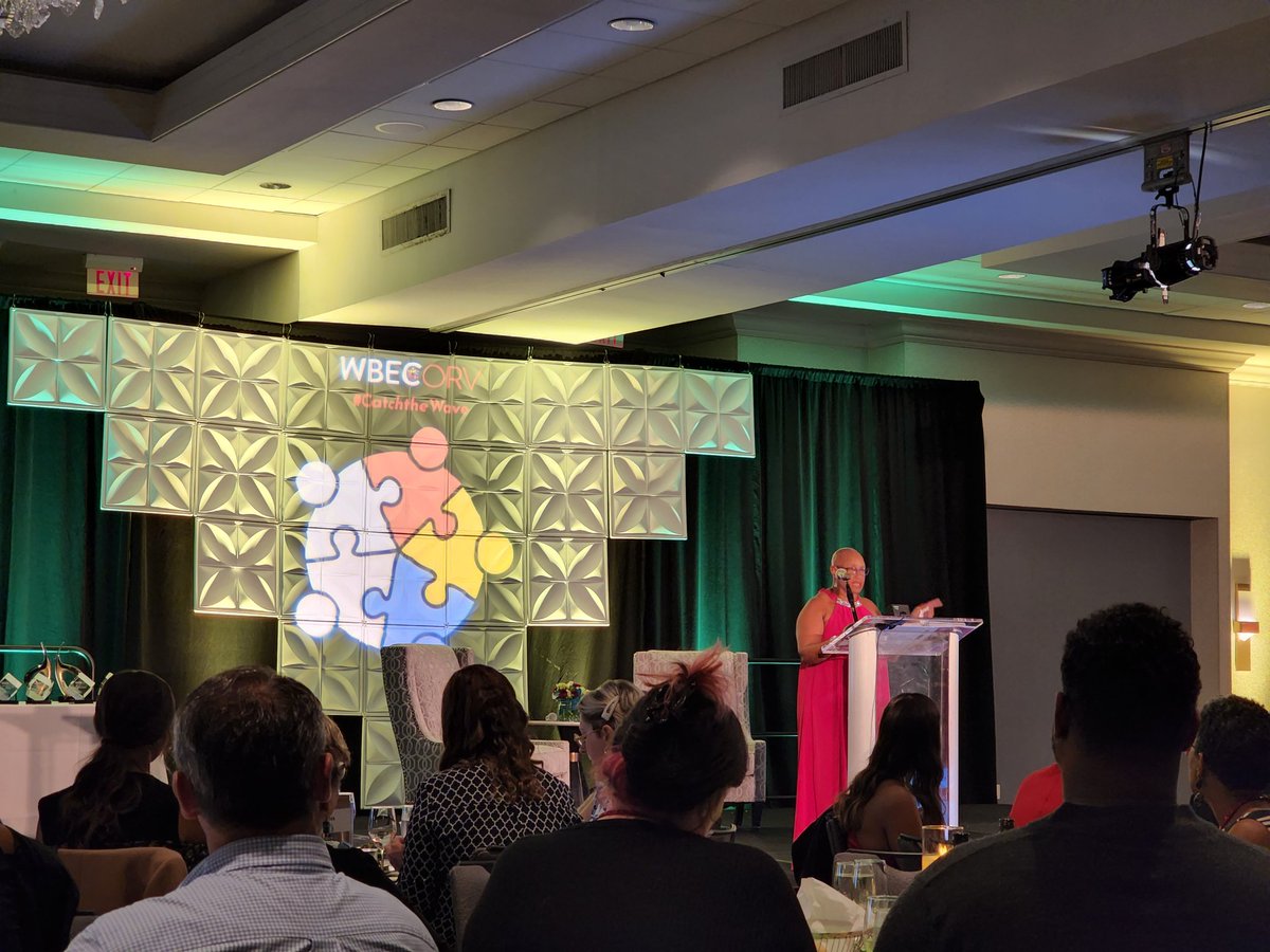 Celebrating a great advocate and friend in Sheila Mixon <a href="/WBECORV/">WBEC ORV</a> Executive Director... Thanks for all that you've done (and will continue to do) for #diversity &amp; #WBEs 
Congratulations on your retirement later this year! #MuchDeserved #DiversityMatters
#2022CatchTheWave
<a href="/kroger/">Kroger</a>