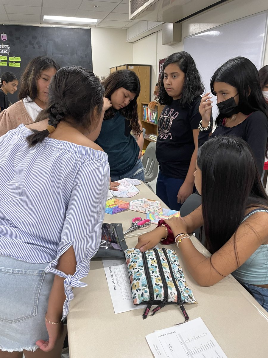 Miss Pakes tweet media