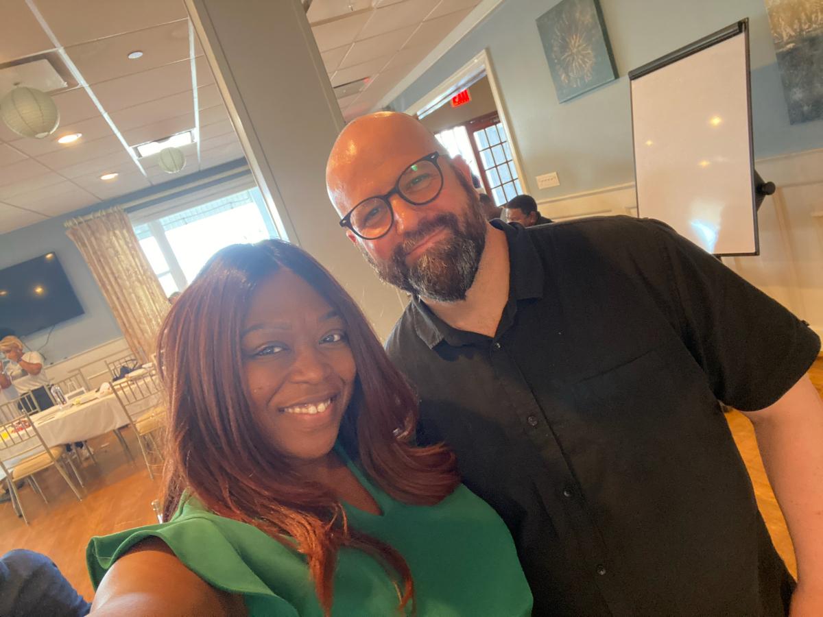 qc_principal's tweet photo. Catching up at the QS retreat
#principalsinaction #alpapians @QSHSDISTRICT @Dr_JVanEss https://t.co/2NaeKDt9rs