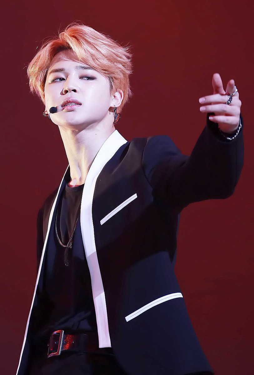 ITZYTANARCHIVE's tweet photo. ryu and jimin when iconic covers >> https://t.co/4pchBBnQEu
