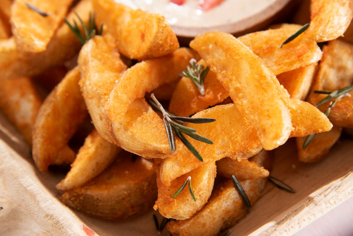 USA_PAPAS's tweet photo. Las #PapasDeEstadosUnidos son un alimento increíble que además de ser libres de grasa, sodio, gluten y colesterol, son un vegetal denso en nutrientes como el potasio, vitamina C, vitamina b6 y fibra. 🥔😋 https://t.co/GWccXGzP0U