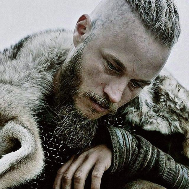 Ragnar Lothbrok— parody tweet media