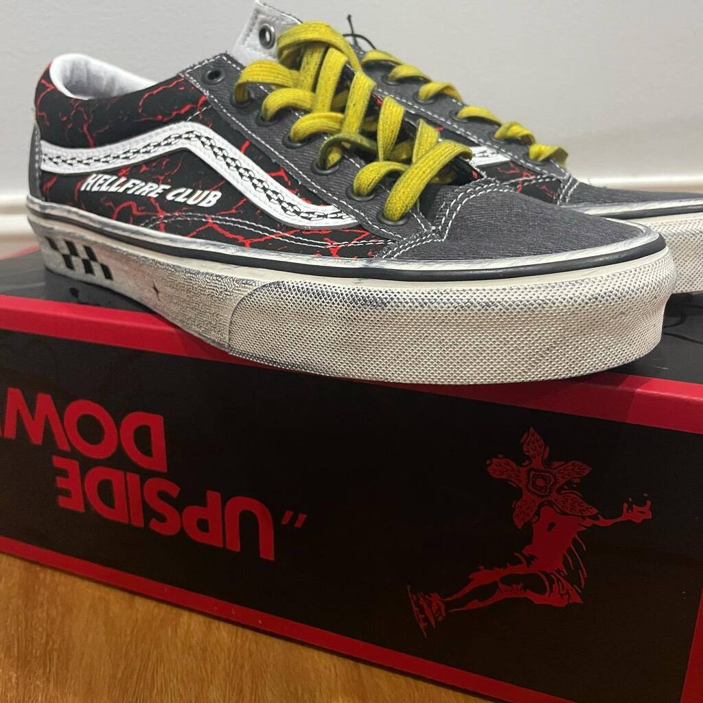 movieguynathan's tweet photo. They have arrived! #strangerthings #hellfire #hellfireclub #strangerthingsvans https://t.co/B0cPsTSv1S https://t.co/2LxMW1L0OH