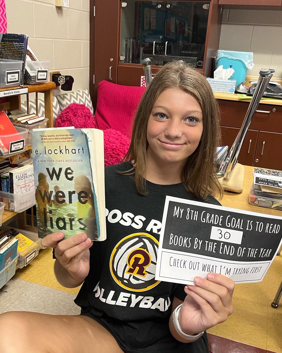 jennrettig's tweet photo. We always start the year setting some goals. 📚❤️📚 #rossramsread https://t.co/g60RmWOOny
