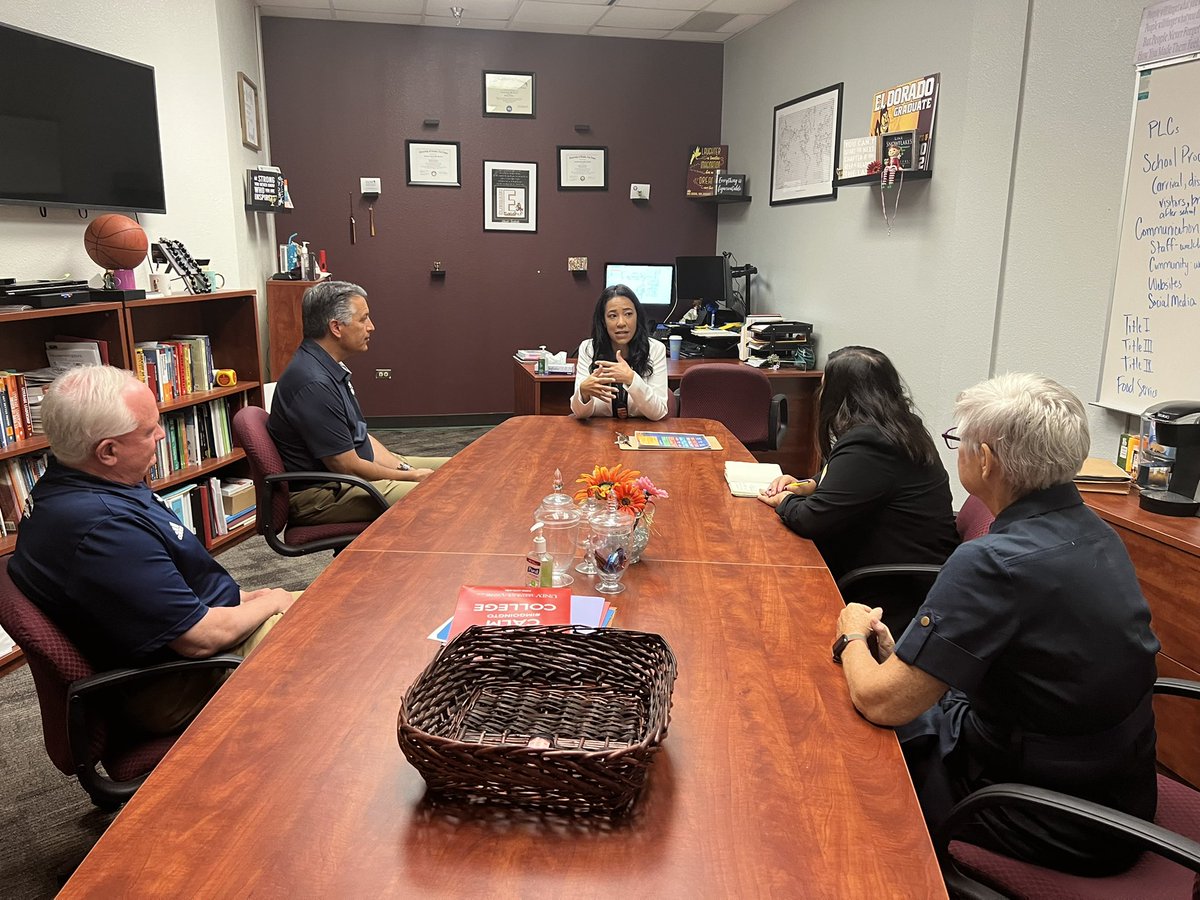 Pres_Sandoval's tweet photo. Great time today at Eldorado High School with @EricaMosca14, @EdgarFloresNV and @LangeForSenate talking with students about our concurrent enrollment program! #GoPack https://t.co/vDfEYe24U8