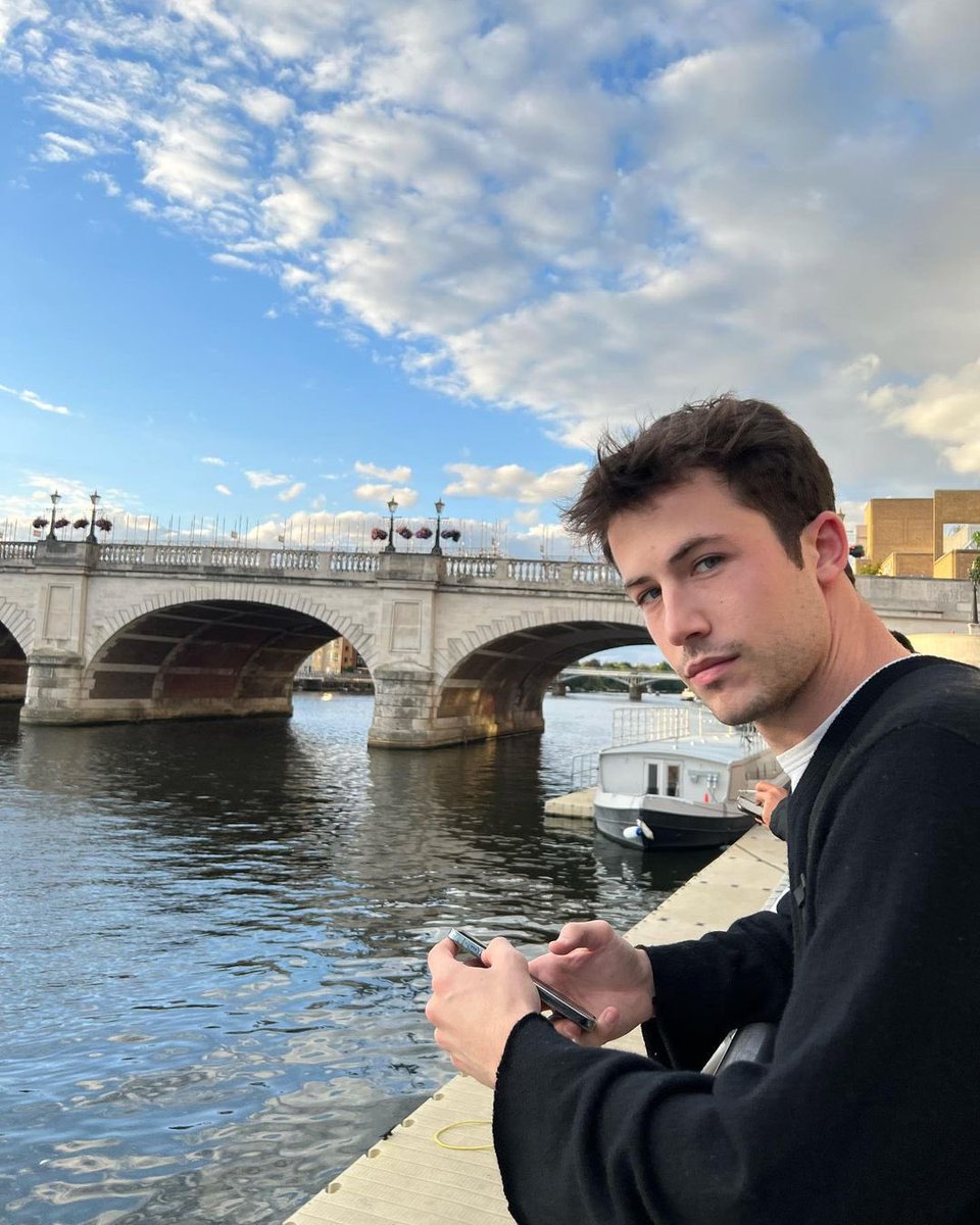 WallowsMex's tweet photo. 🇬🇧
@wallowsmusic vía redes sociales
#wallows #wallowsmusic #wallowsmexico #wallowslatam #wallowslatinoamerica #wallowsband #wallowsedit #dylanminnette #braedenlemasters #colepreston #wallowssupremacy #wallowstour #tour #music #indie #indierock #musica #warnermusic #indiemusic https://t.co/YF1EARimf6