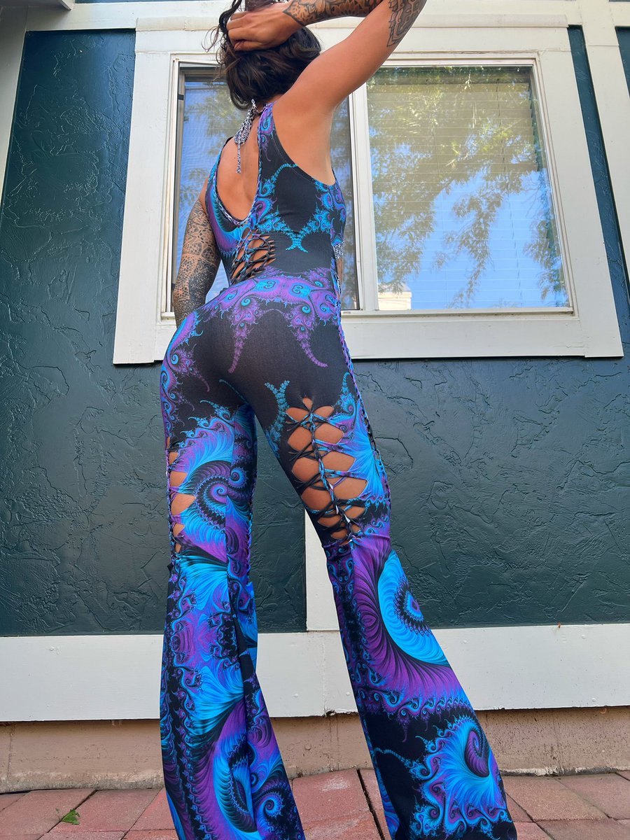 astralelfie's tweet photo. Blue Raspberry Temptress Jumpsuit🦋🫐💜💟💦 https://t.co/ZTVOPBEBhA