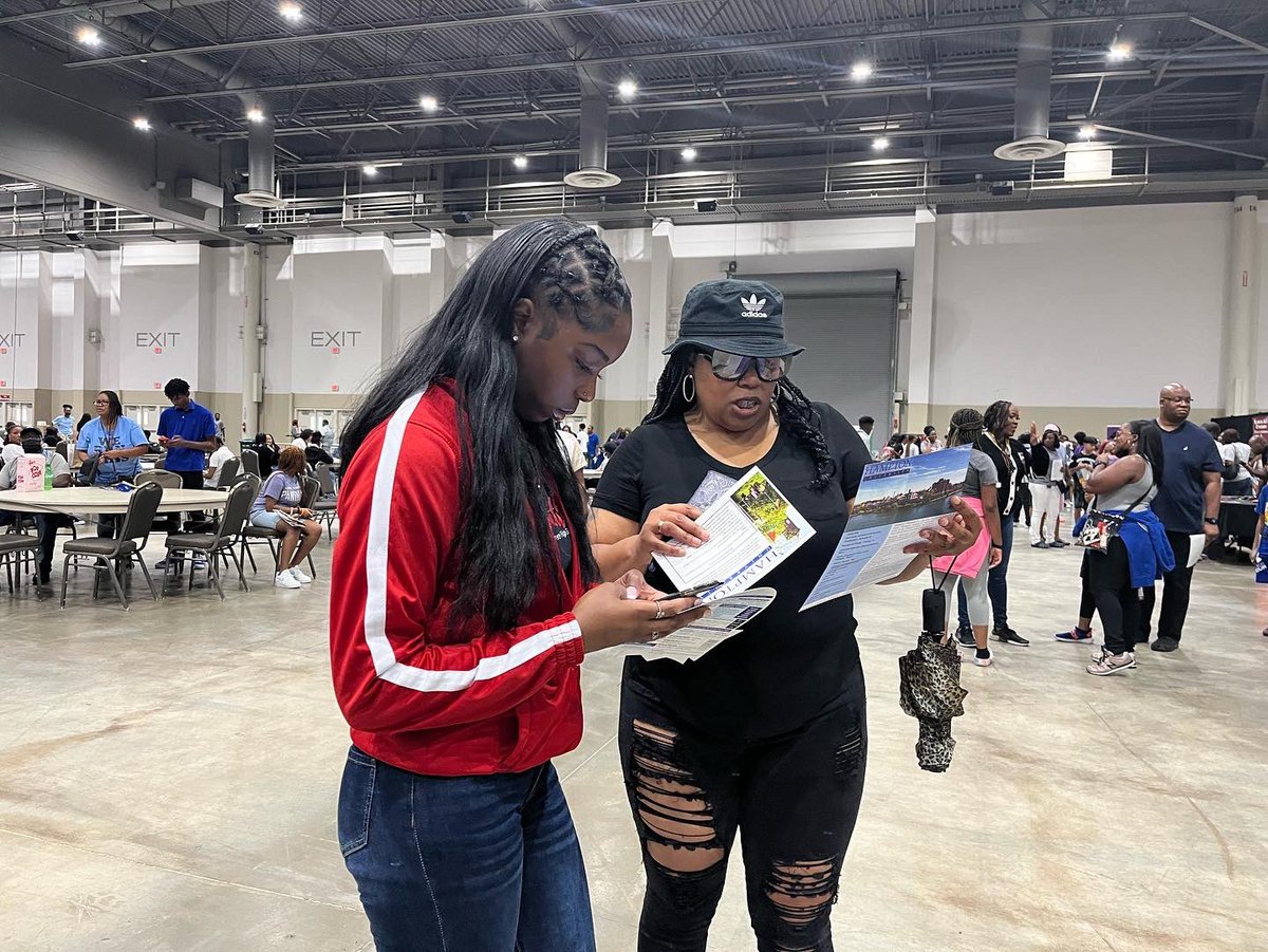 Kashmere Ramettes tweet media