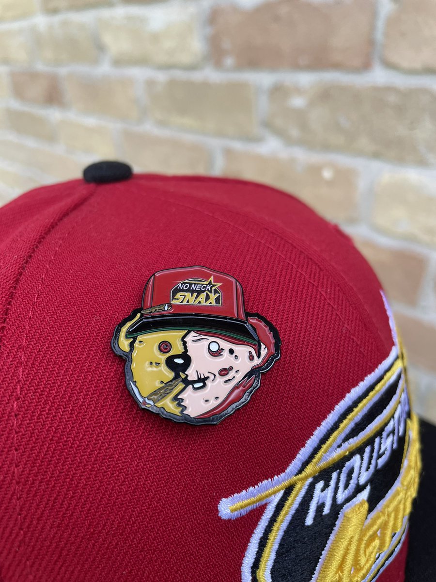 NEW PIN ALERT‼️

Come get yours this Sunday at No Neck’s Birthday Sesh 💨

eventbrite.com/e/nonecks-birt…