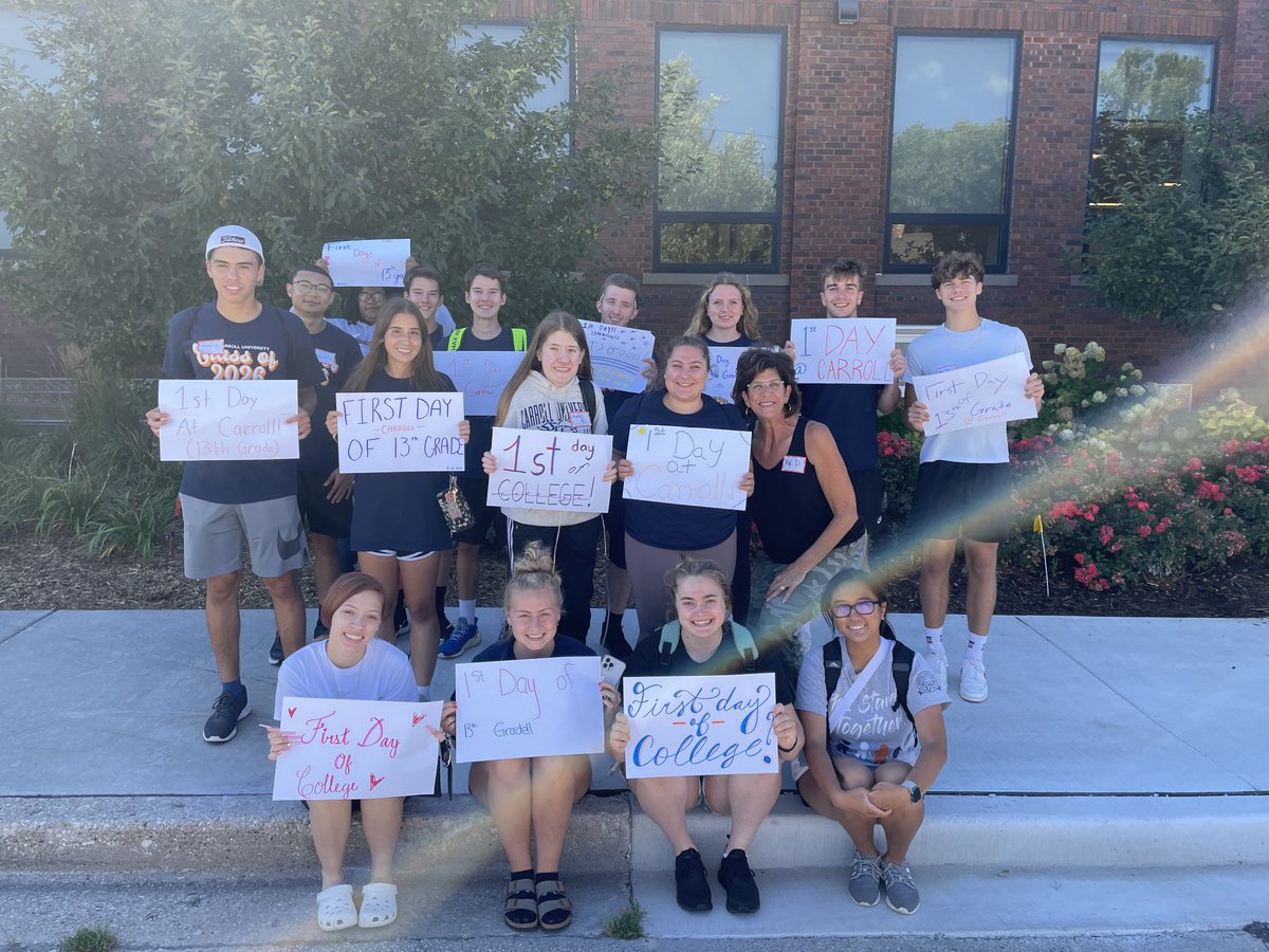 ⁦<a href="/carrollu/">Carroll University</a>⁩ First Day for First Year students!
#carrollu #highered #firstday #firstdayofschool