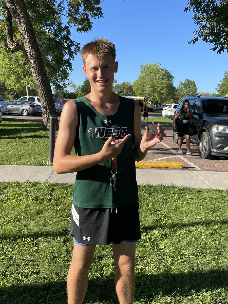 Sioux City West High Running tweet media