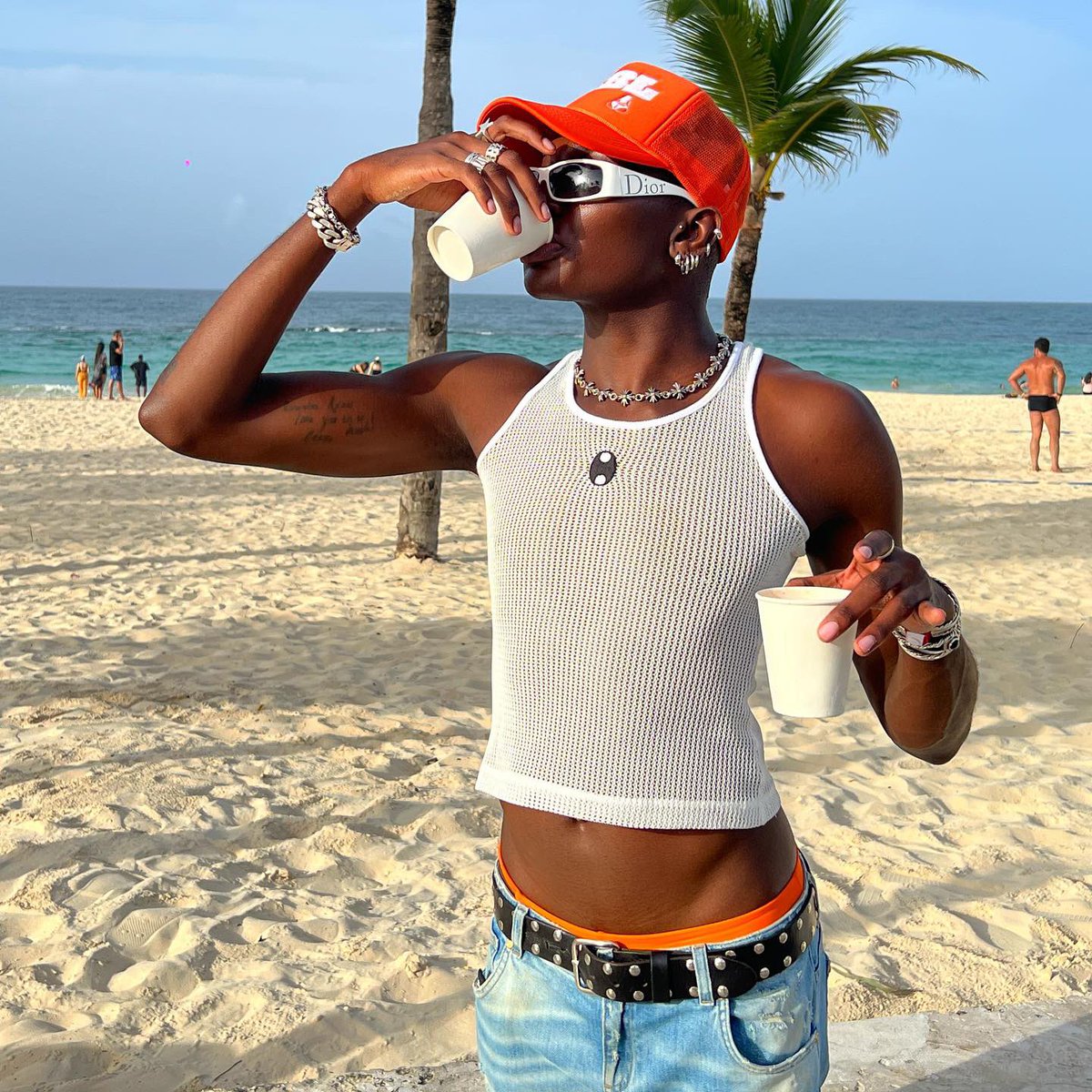 Vacation looks good on me