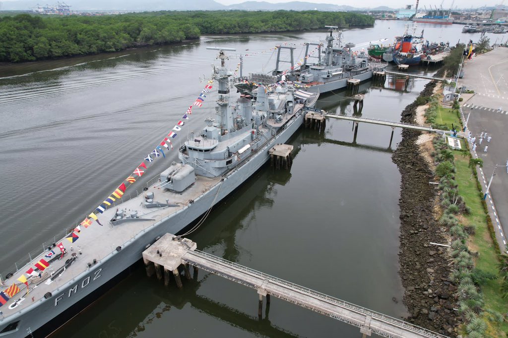 httpspbstwimgcommediaFbcjdydXEAEc3uoformatjpgnamemedium