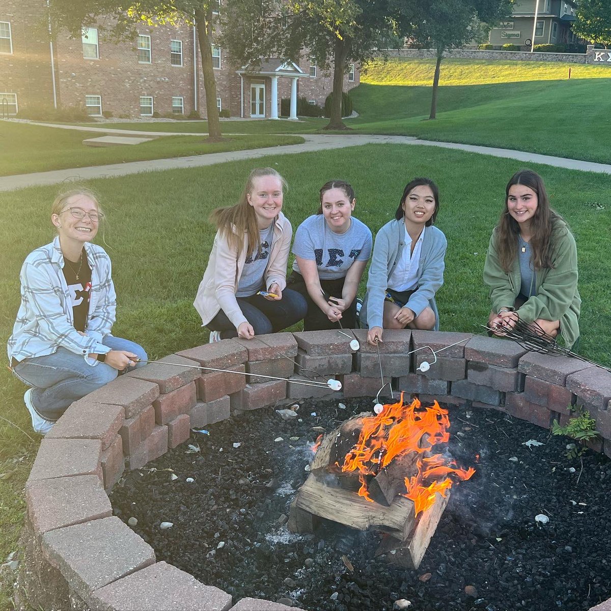 Bon Appetit @ Trine tweet media