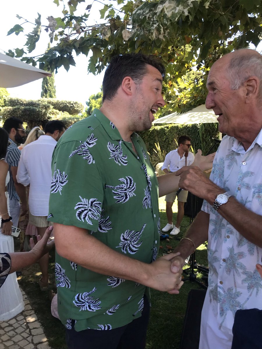 Smile_Business's tweet photo. Back to it after a wonderful time away. This day in particular was very special. 

@JasonManford and #RussAbbott… thank you for spreading joy! 
🤩🦪🥁🦪🎤🥰🦪☀️

#GoodVibes ☀️ #Summer ☀️ #Holiday ☀️#Holiday2022 ☀️ https://t.co/iTvIo2cYEX