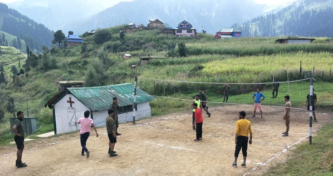 ghrt_India's tweet photo. National sports day celebrates by @ghrt_org Unit Reasi Organize one day volley ball tournament at #Dhandla #Panchayat Shadole ward no 05.
Led by Nawaz Ahmed Khakmat Joint secretary. 
Regards
GHRT Unit Reasi 
 @HrRehman77 
@DMReasi @REASIPOLICE @reasilinks https://t.co/QCGiX2sID5