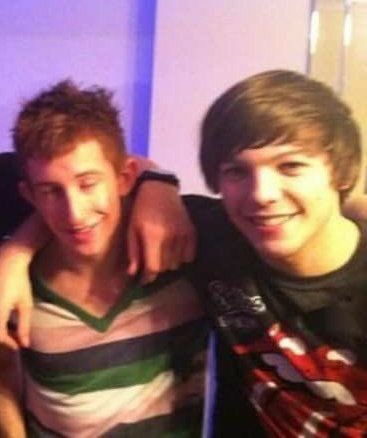 hourlyfetus's tweet photo. happy birthday to the one and only! https://t.co/WtCYnZ1qDr