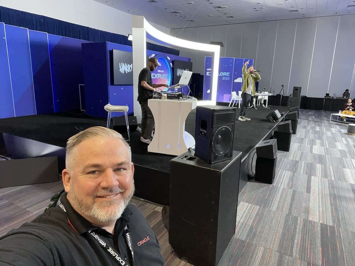 vmMark's tweet image. Was just part of a @harrymack freestyle at #VMwareExplore … may actually be relevant to my kids!