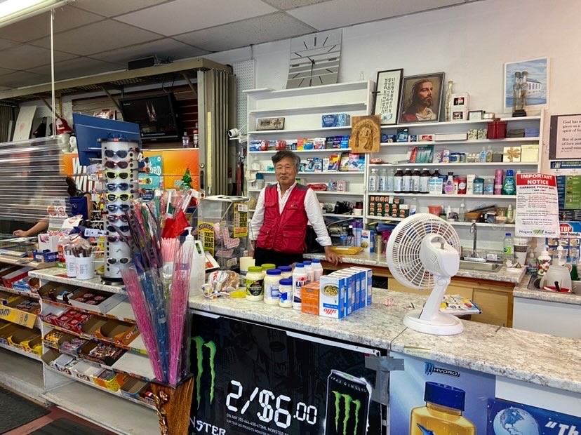 InvestinSTC's tweet photo. Convenience stores across St. Catharines ensure people have access to the daily necessities when they need them and are important parts of the neighborhoods they serve.
#Convenienceweek #investinstc
@OntarioCStores @ConvenienceCan @ONeconomy 
📸 - downtown_kat via Instagram https://t.co/HnlOLrUQEq