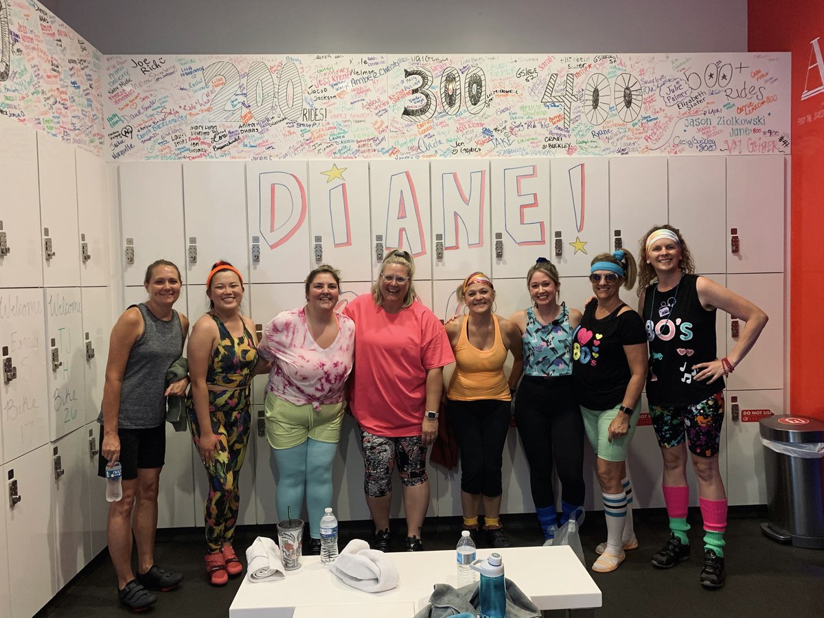 CyclebarHudson's tweet photo. A rockin 80s themed ride last night! 🛼🎶🎤💿

#cyclebarhudson #cyclebar #80s #themeride https://t.co/6xb2C7O9M3