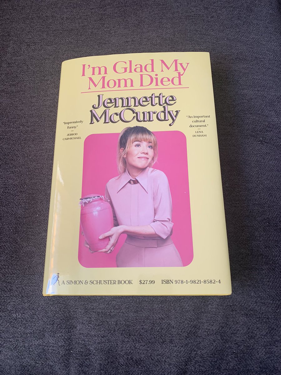 shaygraham27's tweet photo. The PERFECT package to come home to after getting my wisdom teeth pulled! @jennettemccurdy you are so strong and I absolutely adore you❤️ https://t.co/HS8mEHEguh