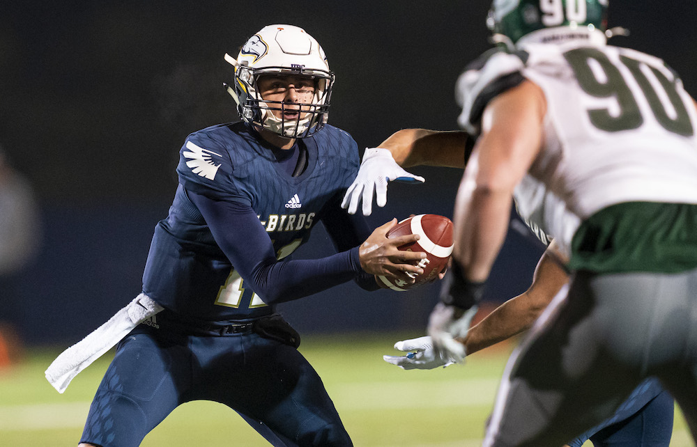 The 'Canadianization' of 'Birds Texas-born quarterback Garrett Rooker takes flight! Reigning CW Rookie of the Year leads Blue-&-Gold into Saturday opener! tinyurl.com/mrxx2j59 @ubctbirds @CoachNill @USPORTS_FB @StuWalters_ @jeffthesarge @CanadaWest @FarhanLaljiTSN @elliottpap