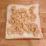 一石二鳥!ガーリックチップ→ガーリックトーストが作れるライフハック!