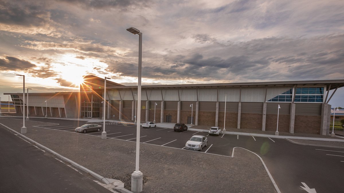 CBCollege's tweet photo. Savoring every minute of this view of our new Student Recreation Center! We are extremely excited to welcome students this fall. Visit https://t.co/OB2bbh5dU9 for more information.

@CBCAthletics #StudentRecreationCenter #collegelife #pascowa #tricitieswa https://t.co/EtQwXGqnXT