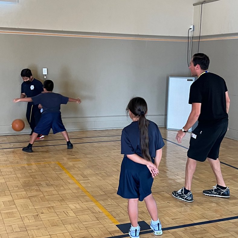 OLPHTK8's tweet photo. Basketball 🏀 

During P.E. class today our 4th graders worked on their basketball 🏀 fundamentals. 

Be joyful in hope, patient in affliction, faithful in prayer.
-Romans 12:12
#olphtk8 #duallanguageimmersion #olphdli #olphdowney #olphschool https://t.co/L7tYs1wL2i
