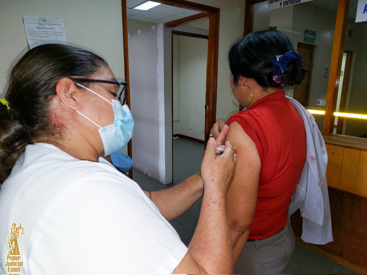 PJEsteli's tweet photo. Poder Judicial en #Esteli en coordinación con brigada médica del Minsa, realizaron jornada de vacunación contra el Covid - 19, Exámenes de PAP, se entregaron órdenes de mamografías y ultrasonidos a funcionarias de este poder del Estado.

#PoderJudicialEsteli
#Nicaragua https://t.co/WbI6AAIvBY